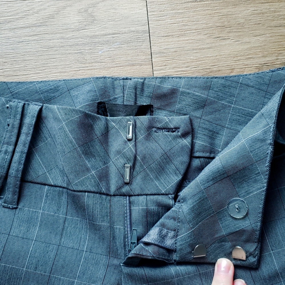 Pants - Picture 2 of 6